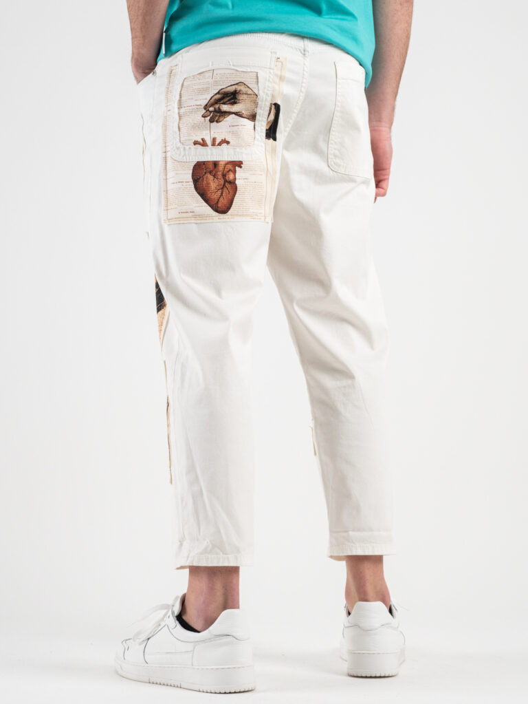 BERNA Pantalone con patch giornale 210195 Latte7 BERNA BERNA Pantalone con patch giornale 210195 Latte