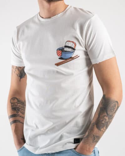 BL11 T shirt in cotone con stampa sushi MARINI Off White1 Saldi