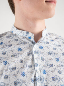 ESTASI Camicia coreana in cotone bianca con fantasia carta nautica MR. RAIN5