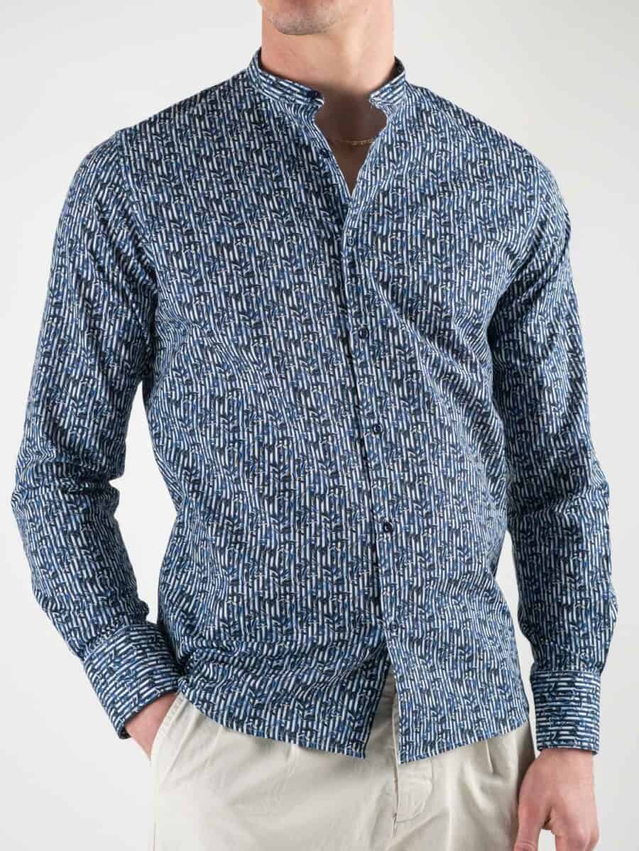 ESTASI Camicia in cotone con collo coreana e stampa foglie ARIETE Blu