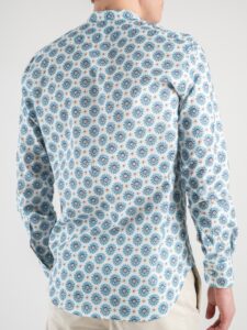 ESTASI Camicia in cotone con collo coreana fantasia maiolica MENGONI Azzurra7