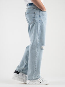 ESTASI Jeans baggy lavaggio chiaro con rottura sul ginocchio SV915 Azzurro2