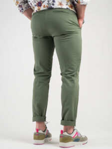 ESTASI Pantalone chinos leggero con risvolto made in Italy LONDRA Verde5