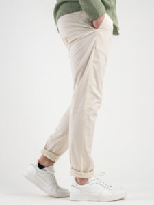 ESTASI Pantalone made in italy in tessuto leggero con coulisse e risvolto TOKYO Panna5