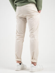 ESTASI Pantalone made in italy in tessuto leggero con coulisse e risvolto TOKYO Panna6