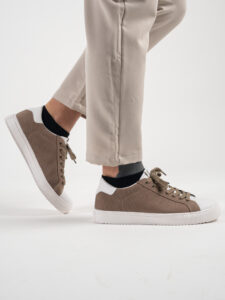 OVER-D Sneakers basse sportive bicolore Made In Italy con design traforato S3E03