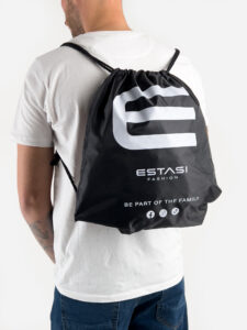 Sacchetta nera in nylon semplice e leggera con logo2