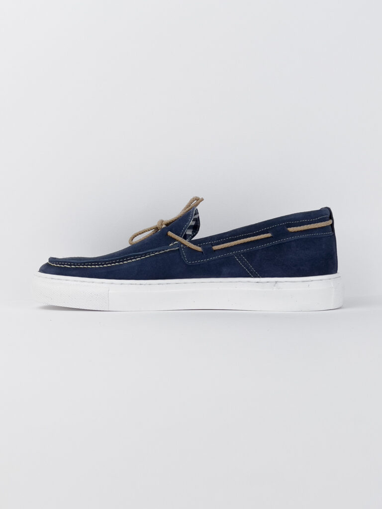 V2 Mocassino barca in camoscio con lacci in corda beige CAPRI Blu - immagine 3
