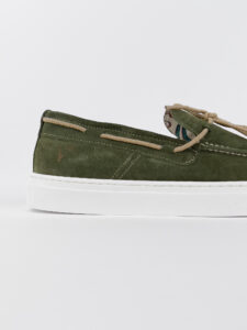 V2 Mocassino barca in camoscio verde con lacci in corda beige CAPRI3