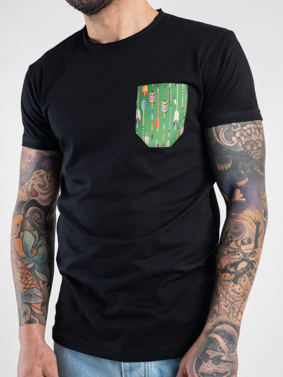 V2 T-shirt in cotone con taschino stampa frecce Nera