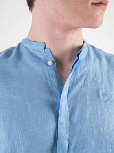 BERNA Camicia in lino con collo coreana e bottoni a scomparsa 230113 Cielo2