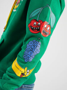 BERNA Felpa con cappuccio garzata stampa Fruit fronte:retro 230412 Verde5