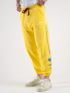 BERNA Pantalone tuta garzato stampa Turtle 230394 Gialla1