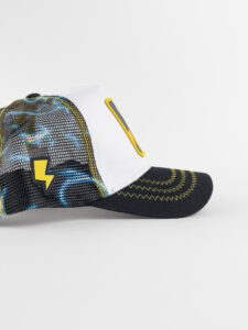 CAPSLAB Cappellino Pokemon bianco con cuciture gialle e patch nera PIKACHU Bianco3