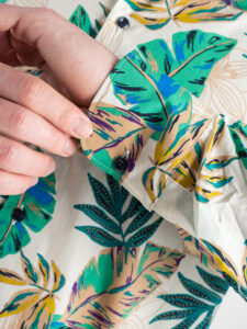 ESTASI Camicia coreana in cotone con fantasia floreale MADAME Bianco5