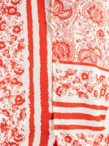 ESTASI Camicia in viscosa con collo coreana fantasia floreale MAHMOOD Rossa3