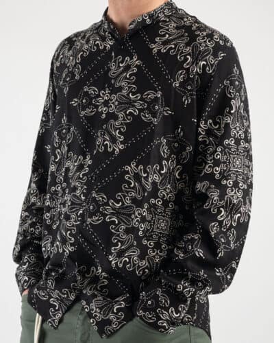 ESTASI Camicia in viscosa con collo coreana fantasia floreale PEYOTE Nera2 ESTASI ESTASI Camicia in viscosa con collo coreana fantasia floreale PEYOTE Nera