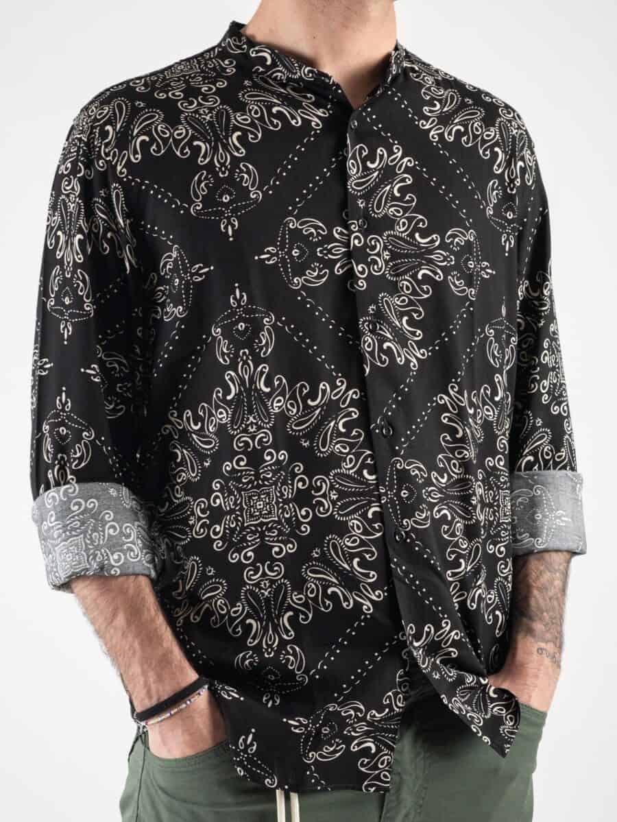 ESTASI Camicia in viscosa con collo coreana fantasia floreale PEYOTE Nera