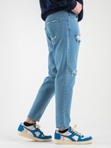 ESTASI Jeans cropped con coulisse e rotture MESSI Azzurro3