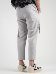 ESTASI Pantalaccio leggero corto alla caviglia con coulisse e catenella MAN CITY Grigio5