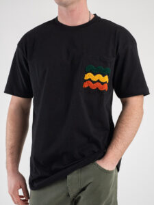 ESTASI T-shirt 100% cotone con taschino onde colorate FB1001 Nera1