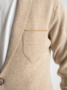 Giacca in maglia in cotone lavorato leggero con tasche frontali Sabbia2
