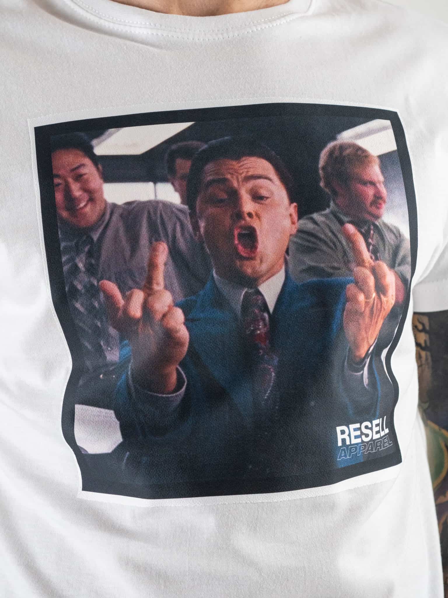 RESELL T-shirt in cotone con stampa Di Caprio THE WOLF OF