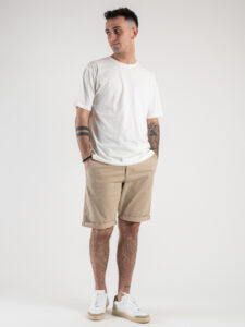 T-shirt basica tinta unita slim fit DB22 Bianca4