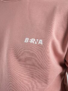 BERNA Felpa girocollo garzata con logo sul cuore Polvere2