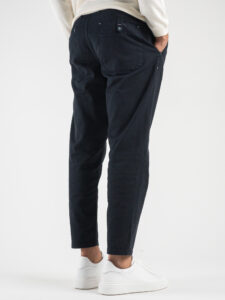 BERNA Pantalone leggero cropped con pinces 230336 Navy6