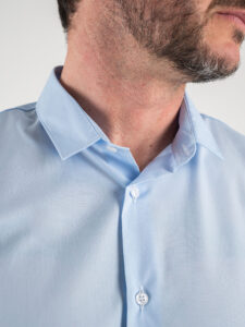 ESTASI Camicia basica in cotone con colletto SENNA Azzurra3