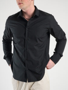ESTASI Camicia basica in cotone con colletto SENNA Nera1