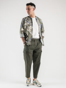 ESTASI Camicia in viscosa con collo coreana fantasia bandana BLANCO nera5