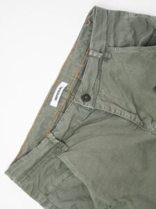 IMPERIAL Pantalone leggero con tasche laterali, piccole graffiature finto taschino in jeans P640318513 Militare2