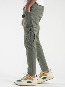 IMPERIAL Pantalone leggero con tasche laterali, piccole graffiature finto taschino in jeans P640318513 Militare5