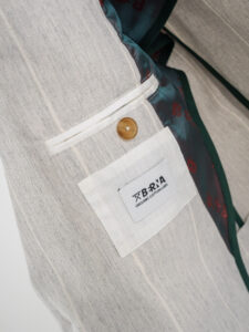 BERNA Giacca da abito monobottone gessata in misto lino 230281 Grigia2