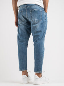 BERNA Jeans carrot con piccole rotture 220315 Blu4