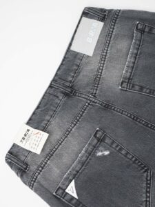 BERNA Jeans carrot slavato con rotture 220312 Grigio1