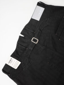 BERNA Pantalone over rigato con pinces 223220 Nero6
