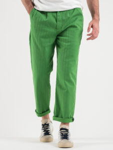 BERNA Pantalone over rigato con pinces 223220 Verde Bandiera (7)