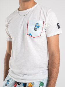 BERNA T-shirt basica con taschino fantasia vespe righe 230076 Bianca3