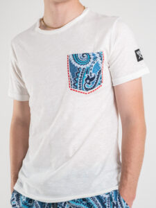 BERNA T-shirt in cotone con taschino in fantasia azzurro 230084 Bianca1