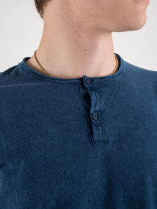 BERNA T-shirt serafino in cotone 230189 Denim2