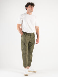 BL11 Pantalone cropped in cotone leggero con laccio in vita e pinces PIPPO Militare5