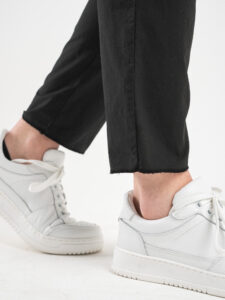 BL11 Pantalone cropped in cotone leggero con laccio in vita e pinces PIPPO Nero5