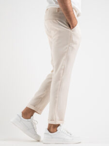 ESTASI Abito intero leggero in poliviscosa con giacca a due bottoni e pantalone slim fit BARCELLONA Panna6