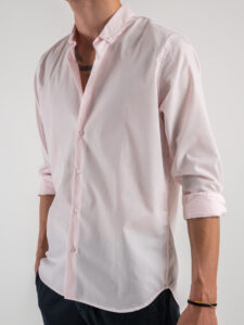 ESTASI Camicia basica in cotone con colletto e botton down SENNA Rosa Chiaro4