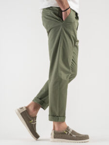 ESTASI Pantalone comodissimo leggero con pinces ed elastico in vita BECKHAM Verde3