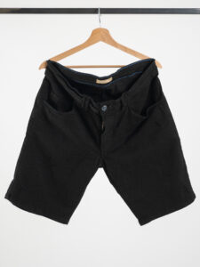 IMPERIAL Bermuda in jeans con piccole rotture D640316104 Nero (2)