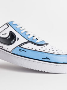 NIKE Court customizzata a mano University Cartoon con dettagli azzurri e baffo nero5